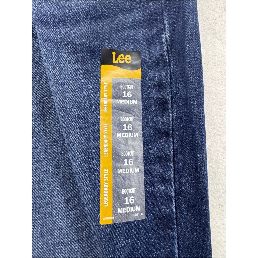 NWT Lee Regular Fit Mid-Rise Bootcut Jeans size 16 Medium Dark Wash - Picture 3 of 8
